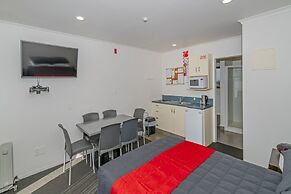 Bayside Holiday Units