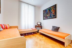 Colosseum Terrace Apartment