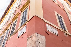 Historical Apartment near Spanish Steps