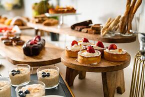 Koukoumi Vegan Boutique Hotel