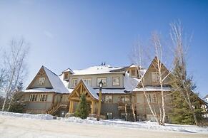 Les Falaises by Tremblant Platinum