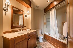 Equinoxe by Tremblant Platinum