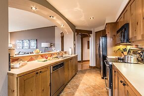 Equinoxe by Tremblant Platinum