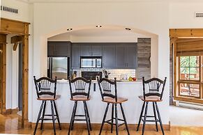 Equinoxe by Tremblant Platinum