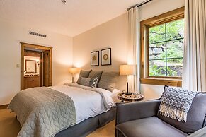 Equinoxe by Tremblant Platinum