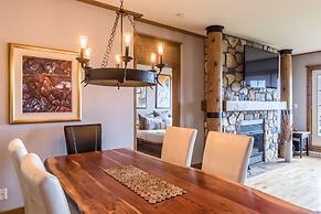 Equinoxe by Tremblant Platinum