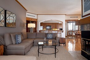 Equinoxe by Tremblant Platinum