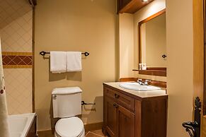 Equinoxe by Tremblant Platinum