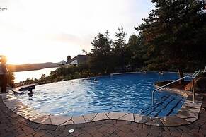 Equinoxe by Tremblant Platinum