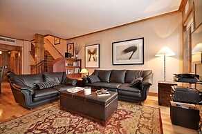 Equinoxe by Tremblant Platinum