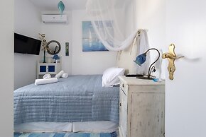 Ricos Two Bedroom Apartment - Naoussa Paros