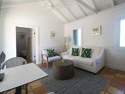 Peace & Plenty Island Cottages