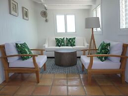 Peace & Plenty Island Cottages