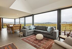 Solas, Ormiscaig, Luxury Coastal Retreat