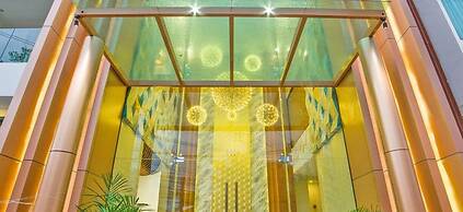 Oceana Kamala Resort