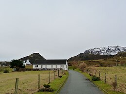 Gairloch View Holiday Cottages - 'kenmore' & 'anmara'