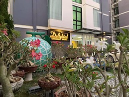 Delighted Bangkok Hotel