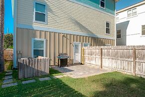 Luxury Living - Modern Beach Townhouse