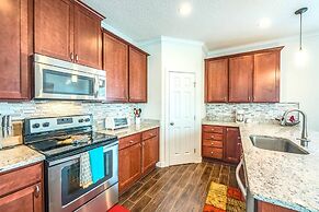 Luxury Living - Modern Beach Townhouse