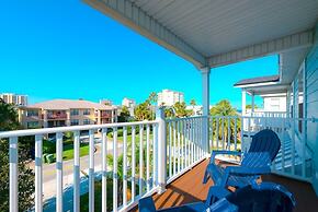 Luxury Living - Modern Beach Townhouse