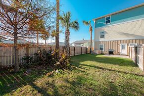 Luxury Living - Modern Beach Townhouse