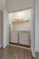 Luxury Living - Modern Beach Townhouse