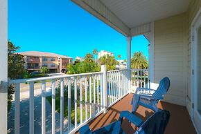 Luxury Living - Modern Beach Townhouse
