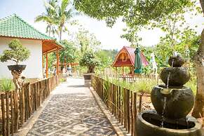 Kubu Reot Taman Asri