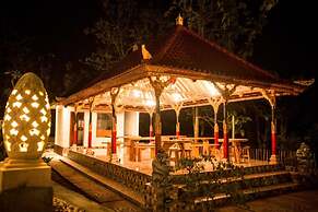 Kubu Reot Taman Asri