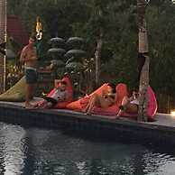 Kubu Reot Taman Asri