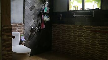 Homestay Junet - Hostel