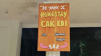 Homestay Cak Edi - Hostel