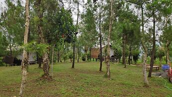 Bukit Lintang Sewu Domping