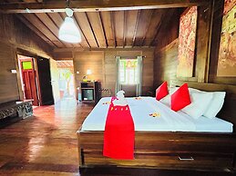 Avery Coconut Island Waterpark Resort