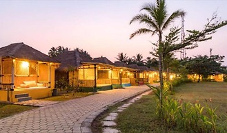 Avery Coconut Island Waterpark Resort