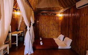 Avery Coconut Island Waterpark Resort