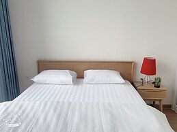 Homefromhome Skylake Apartment