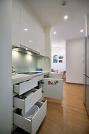 Homefromhome Skylake Apartment