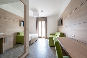 Hotel Trilago