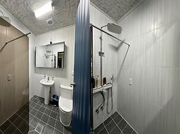 Window to the sky Pension