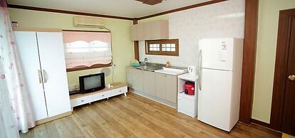 Bandi Hwangto Pension