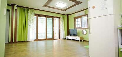 Bandi Hwangto Pension