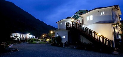 Bandi Hwangto Pension