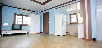 Bandi Hwangto Pension