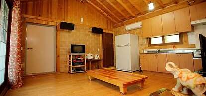 Bandi Hwangto Pension