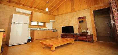 Bandi Hwangto Pension