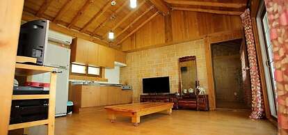 Bandi Hwangto Pension