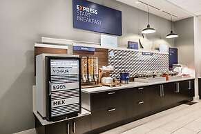 Holiday Inn Express & Suites Edmonton N - St. Albert by IHG