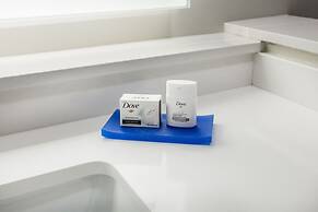 Holiday Inn Express & Suites Edmonton N - St. Albert by IHG