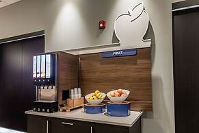 Holiday Inn Express & Suites Edmonton N - St. Albert by IHG
